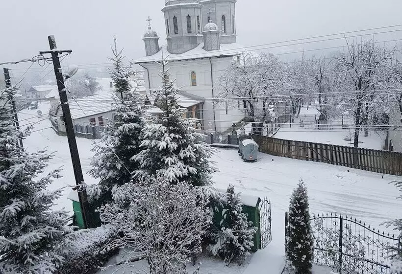 Pensiunea Agroturistica Piscul Soarelui