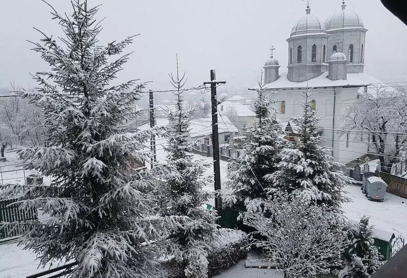 Pensiunea Agroturistica Piscul Soarelui