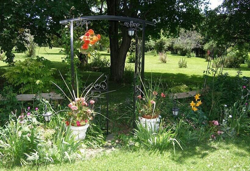 A Valley View Bed & Breakfast