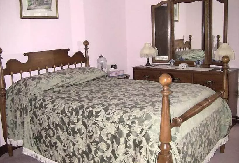 A Valley View Bed & Breakfast