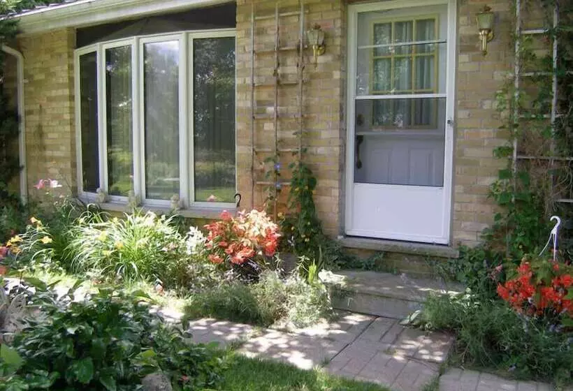 A Valley View Bed & Breakfast