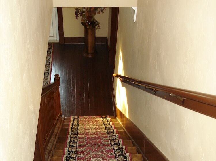 Bed and Breakfast Indian Creek Village Winery