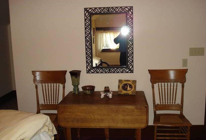 Bed and Breakfast Indian Creek Village Winery