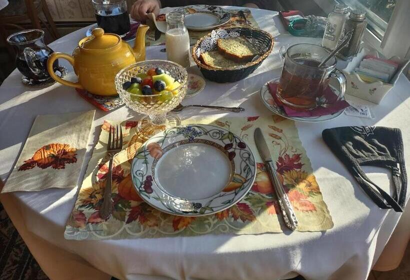 민박 Rockwell Falls Inn And Wine Bar