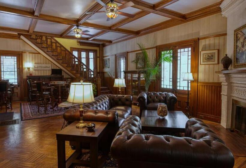 민박 Rockwell Falls Inn And Wine Bar