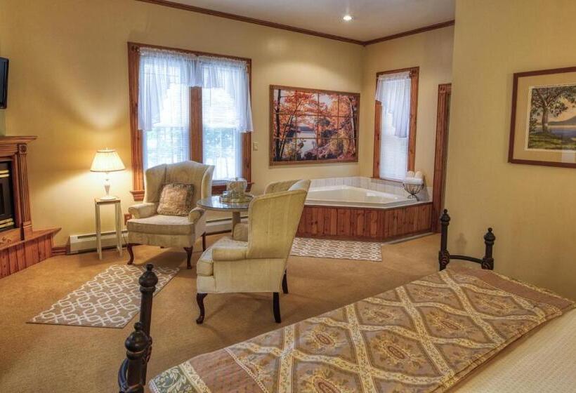 민박 Rockwell Falls Inn And Wine Bar