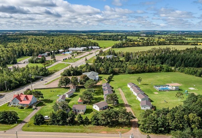 Cavendish Lodge & Cottages