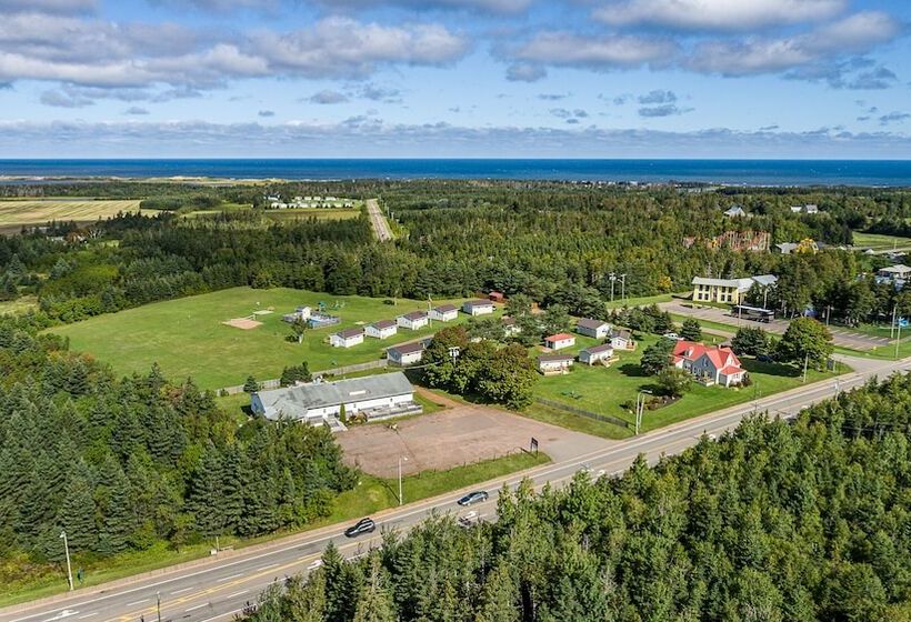 Cavendish Lodge & Cottages