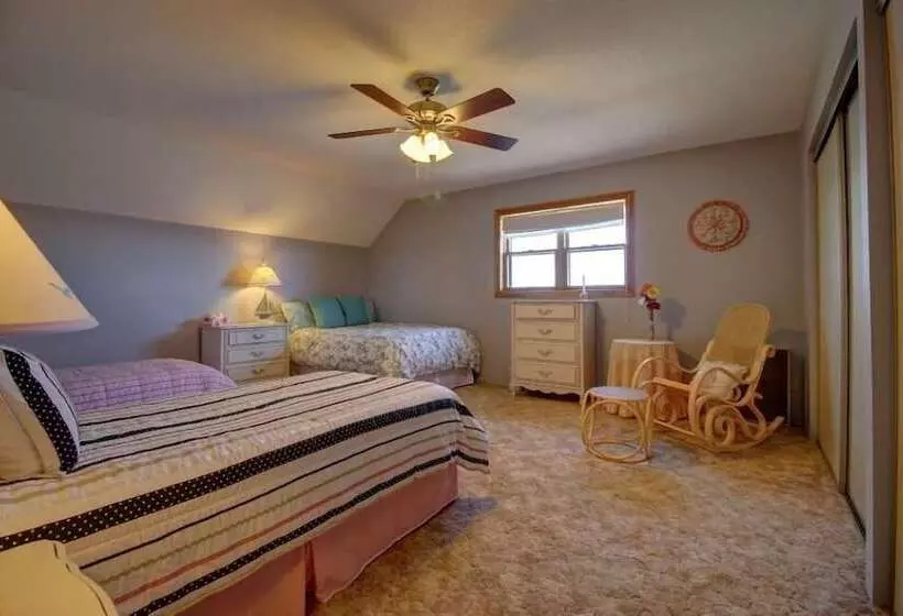 Dreamland Ii Bed And Breakfast