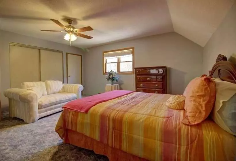 Dreamland Ii Bed And Breakfast