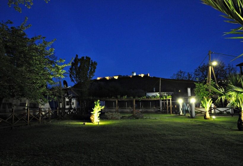 Efrosini Hotel Apartments & Studios