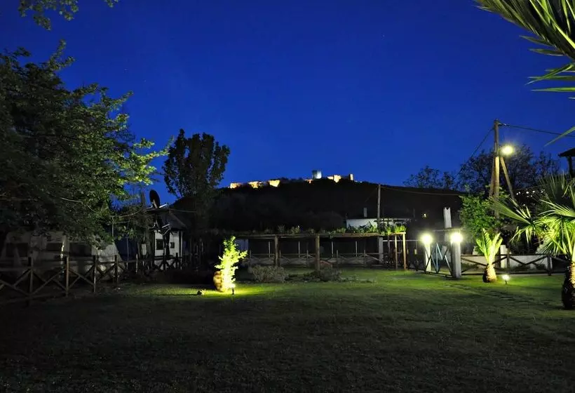 Efrosini Hotel Apartments & Studios