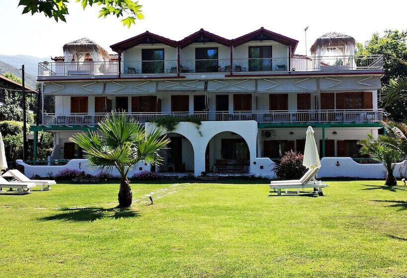 Efrosini Hotel Apartments & Studios