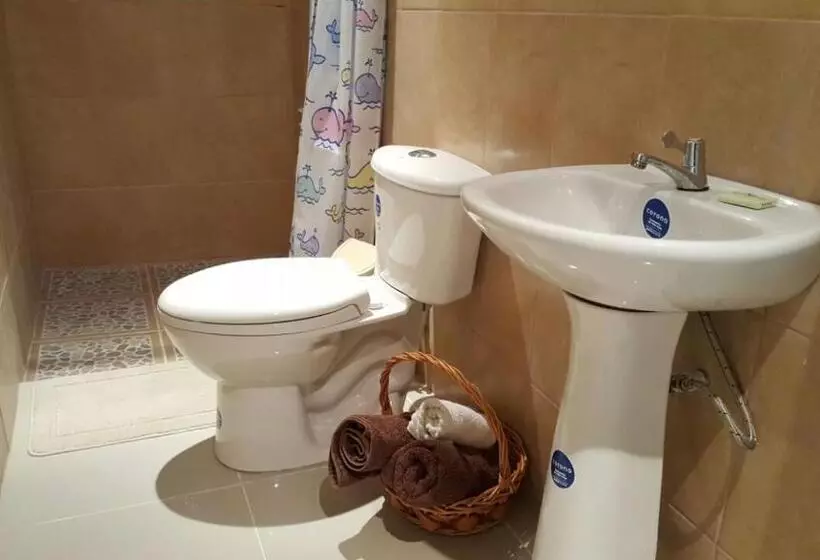 Hostelli Hospedaje La Galerie