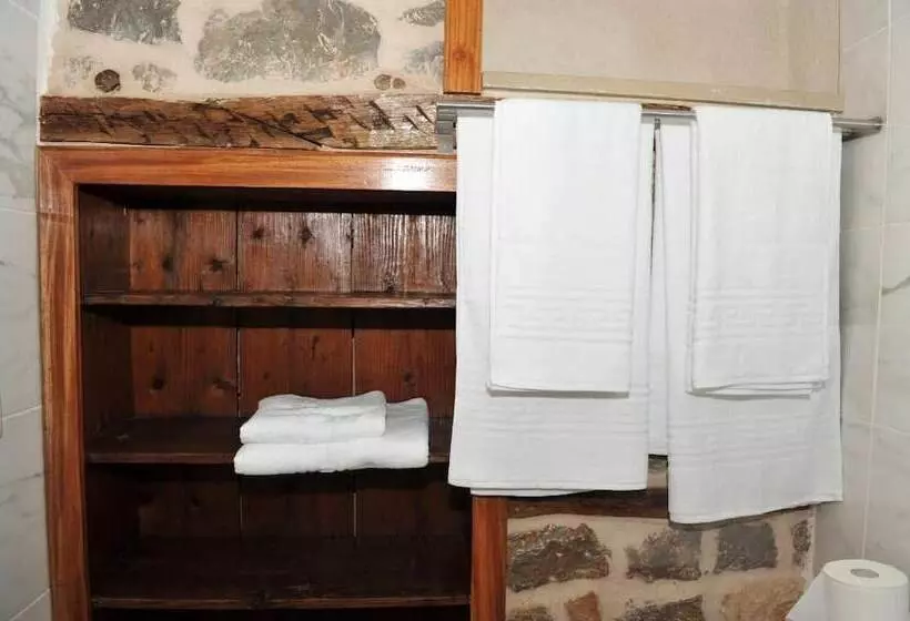 هتل Alexandra Guesthouse