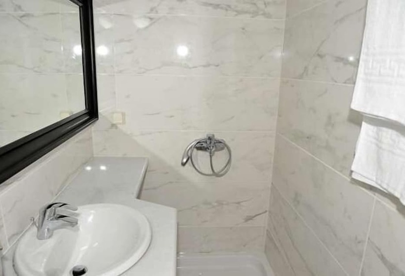 Hotell Alexandra Guesthouse