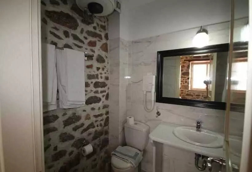 هتل Alexandra Guesthouse