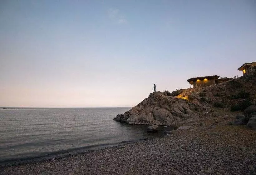 هتل Amantica Lodge
