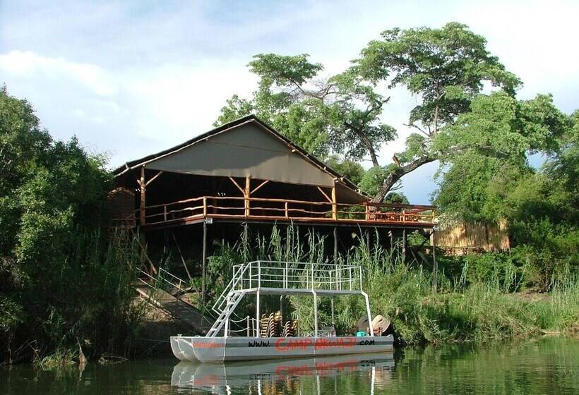 Hotelli Zambezi Dusk