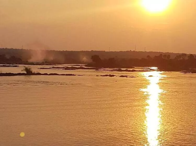 هتل Zambezi Dusk