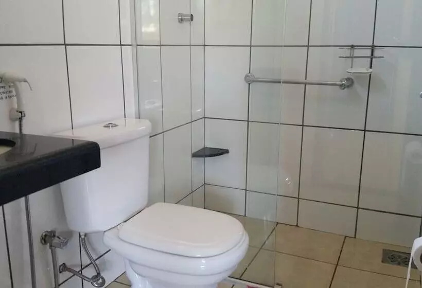 Hotelli Estância Das Angolas   Inhotim