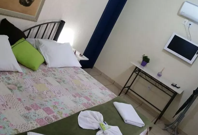 Hotelli Estância Das Angolas   Inhotim