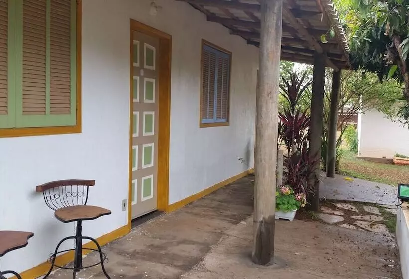 Hotelli Estância Das Angolas   Inhotim