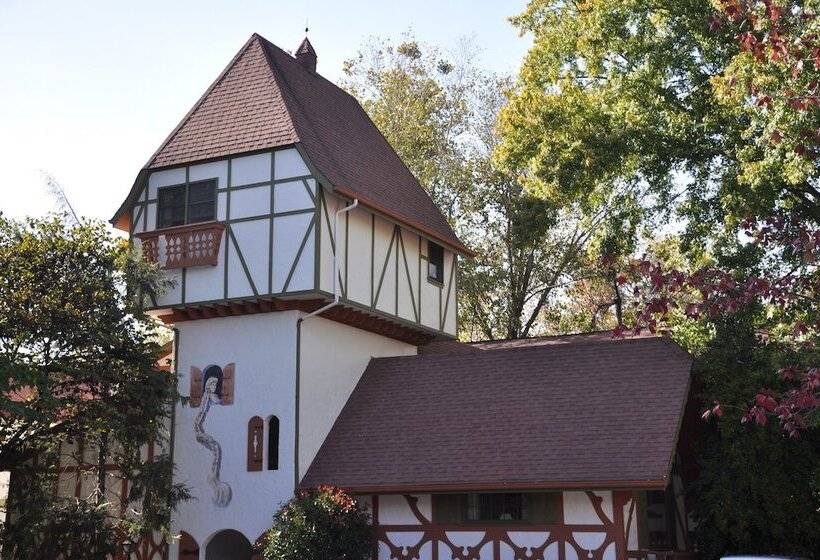 호텔 Helendorf River Inn, Suites & Conference Center