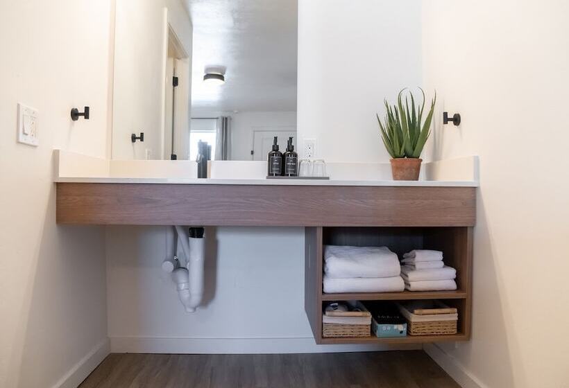 ホテル High Creek Lodge And Cabins