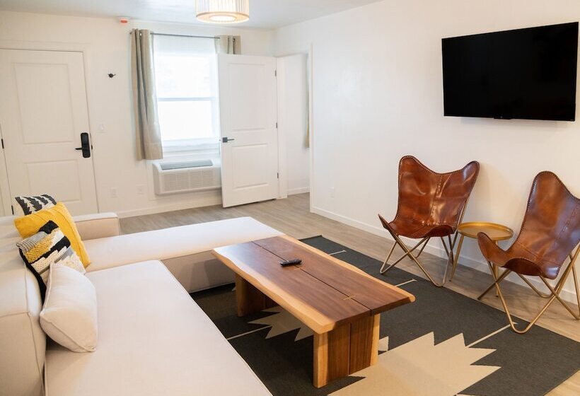 ホテル High Creek Lodge And Cabins