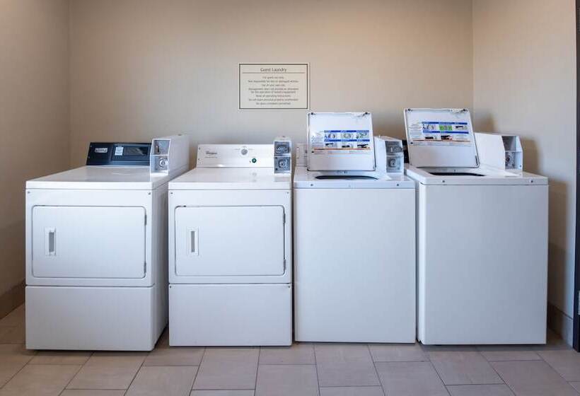 酒店 Home Away Suites