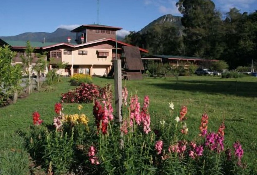 Hotel Los Quetzales Ecolodge & Spa