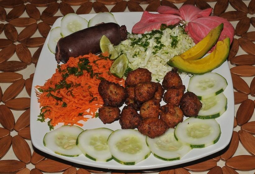 هتل Mango Island Lodges