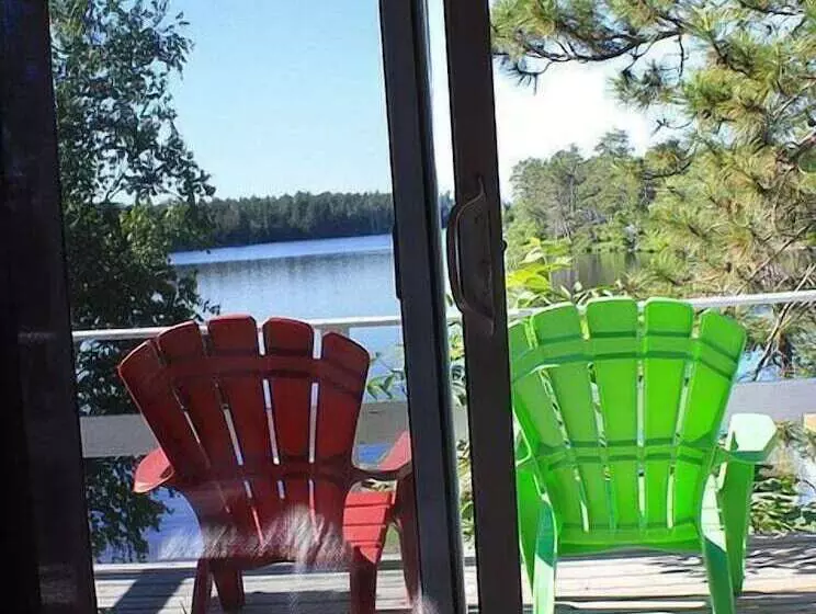 Hotelli Mashkinonje Lodge