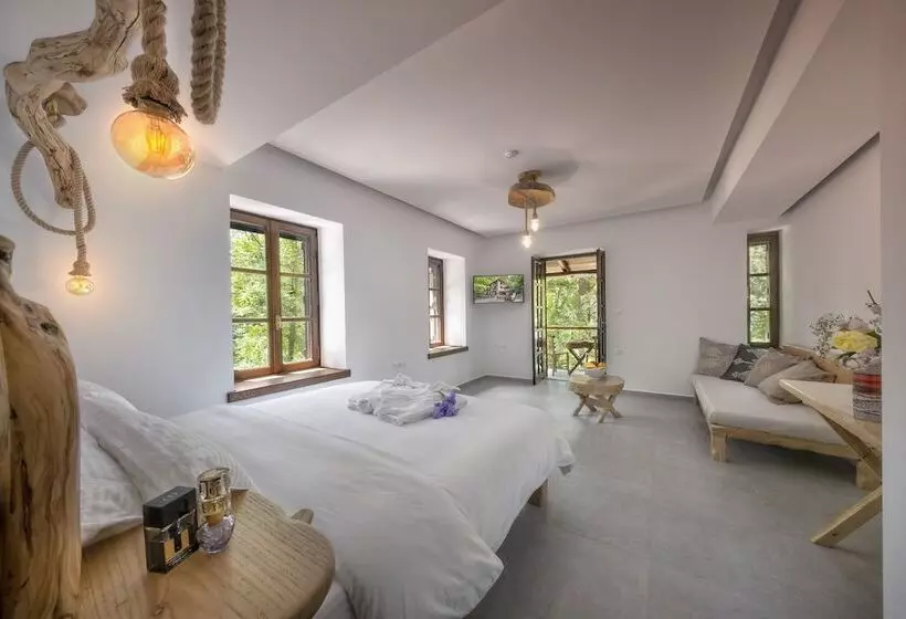 Hotelli Palios Stathmos