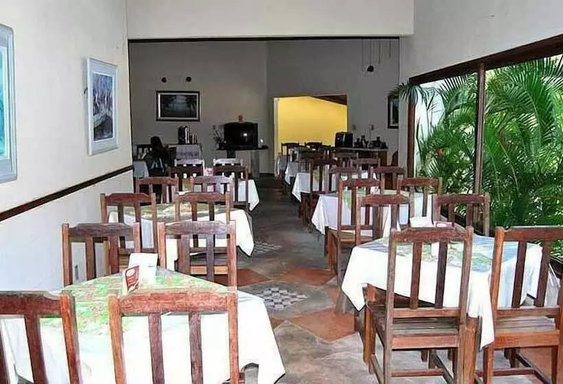 Hotelli Pousada Thalud