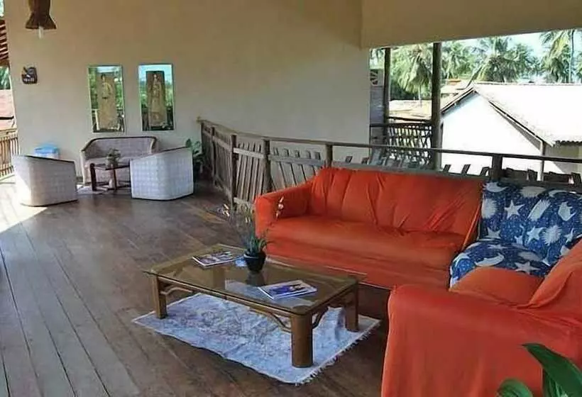 Hotelli Pousada Thalud