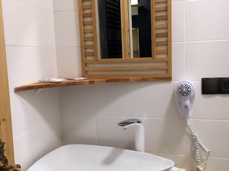 בית מלון כפרי Ratsherberge Waltershausen