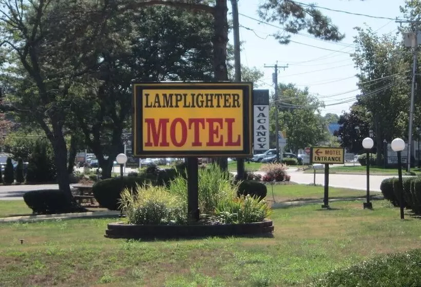 Lamplighter Motel   Clinton, Connecticut