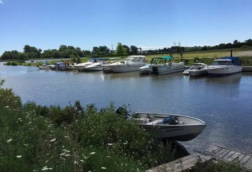 Maitland Shores Trailer Park & Marina