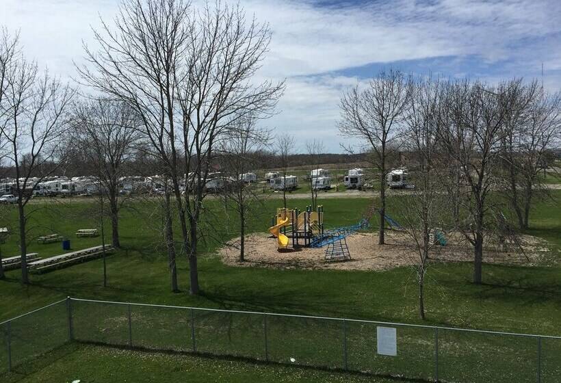 Maitland Shores Trailer Park & Marina