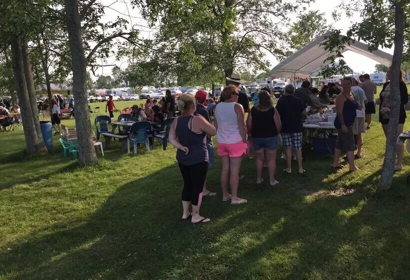 Maitland Shores Trailer Park & Marina