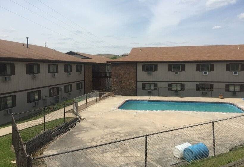 Мотель Midway Budget Inn