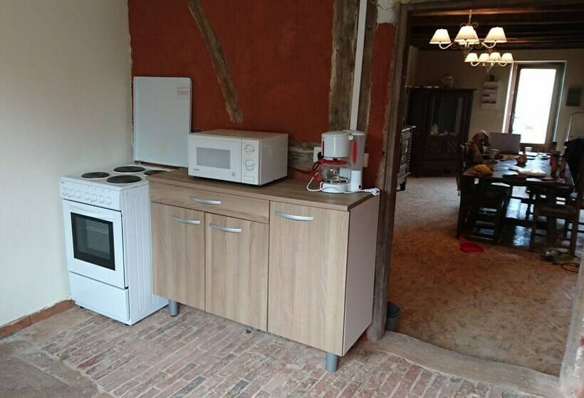 بنسيون A La Poularde