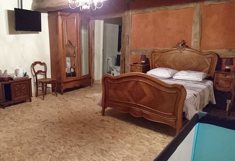 بنسيون A La Poularde