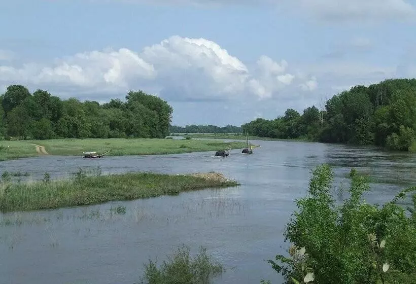 Majatalo La Sterne De Loire Maison D Hôtes