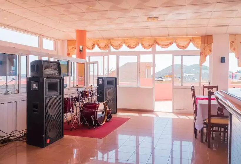 پانسیون Residencial Cosmos