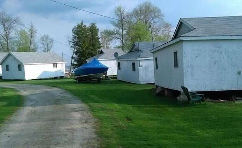 Poplar Grove Fishing Camp