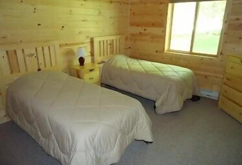 Red Door Resort & Motel