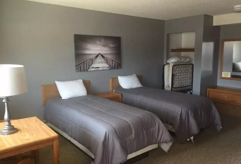 Red Door Resort & Motel